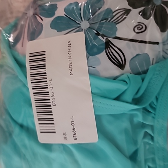 Women's Aqua Floral Swim Set - Picture 10 of 10